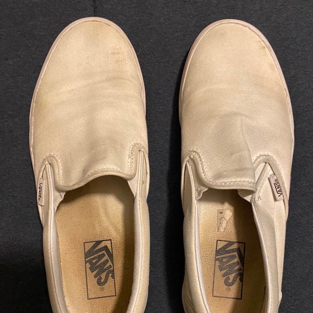 Dirty White Slip on Vans
